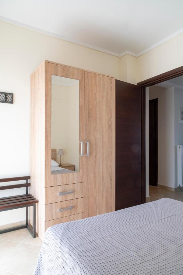 Alexandros Maisonettes & Apartments Nea Moudania Exterior photo